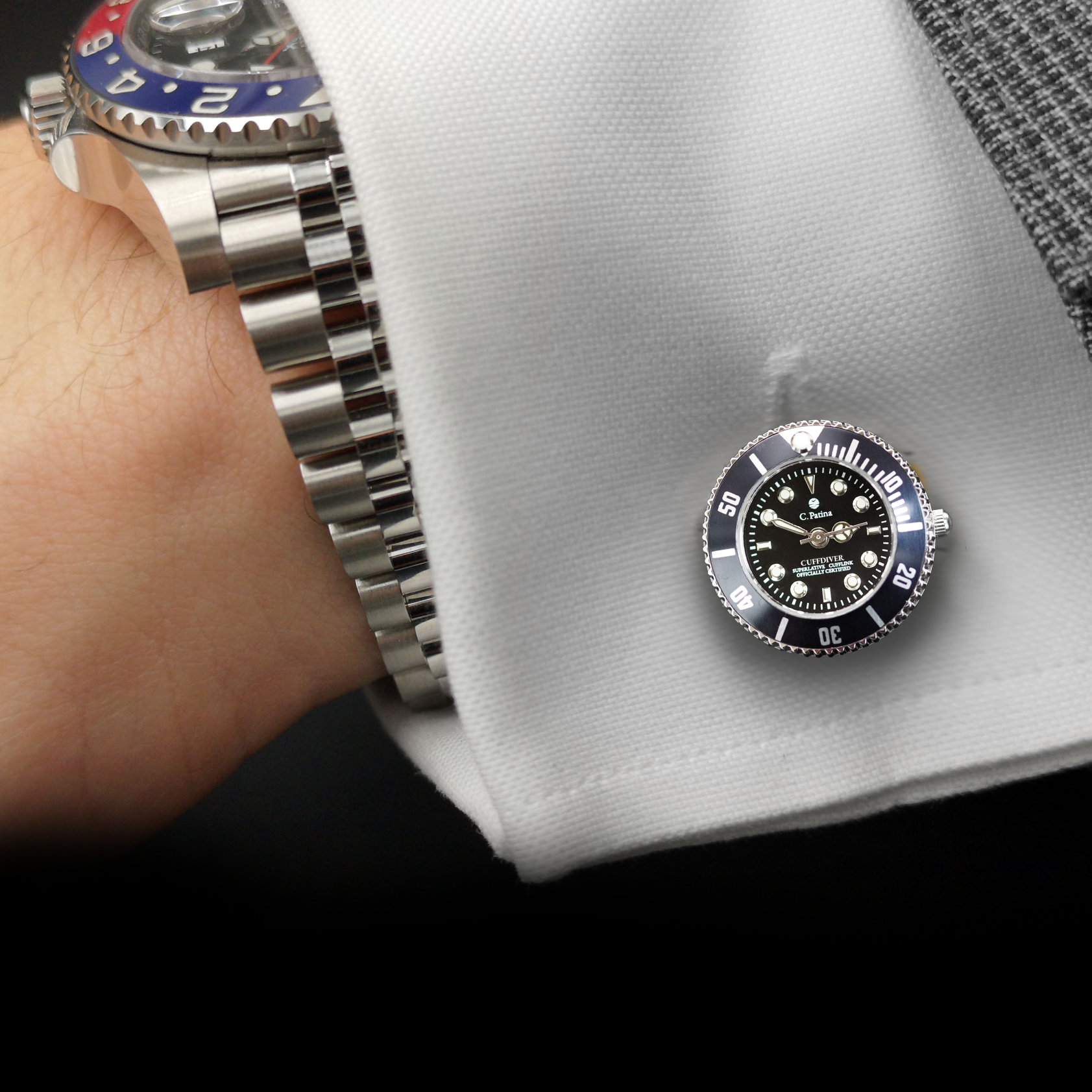 The CUFFDIVER Cufflinks