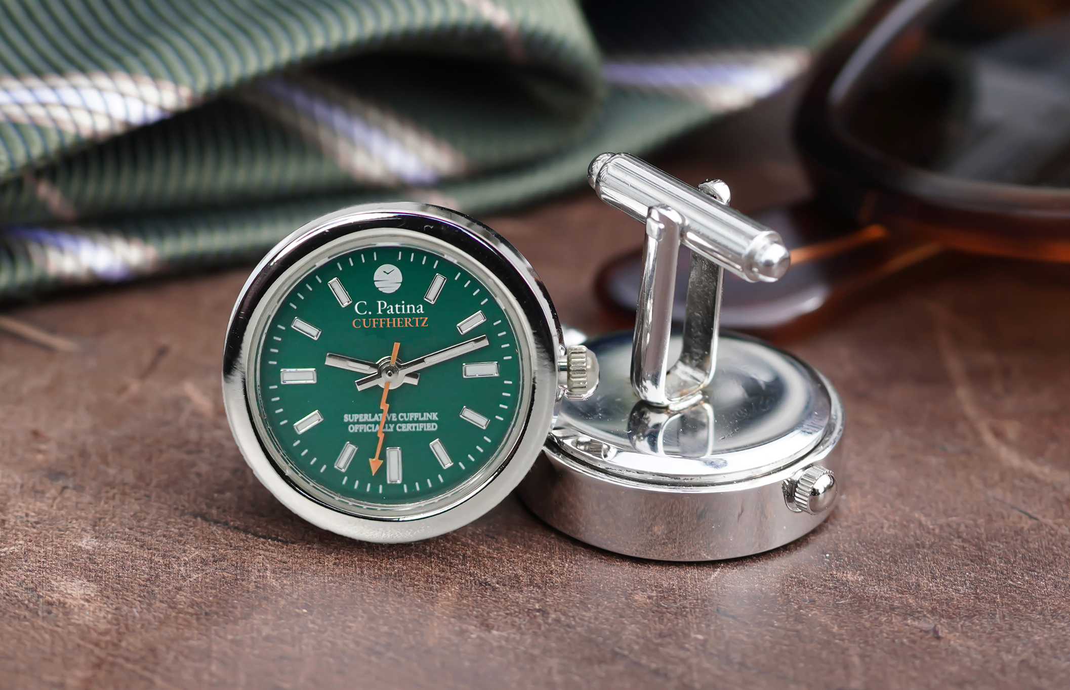 The CUFFHERTZ Cufflinks